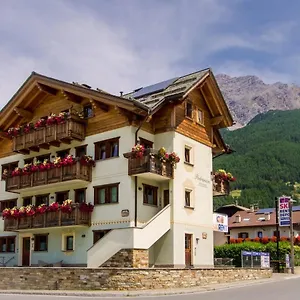 https://residence-pedranzini.it-lombardy.com