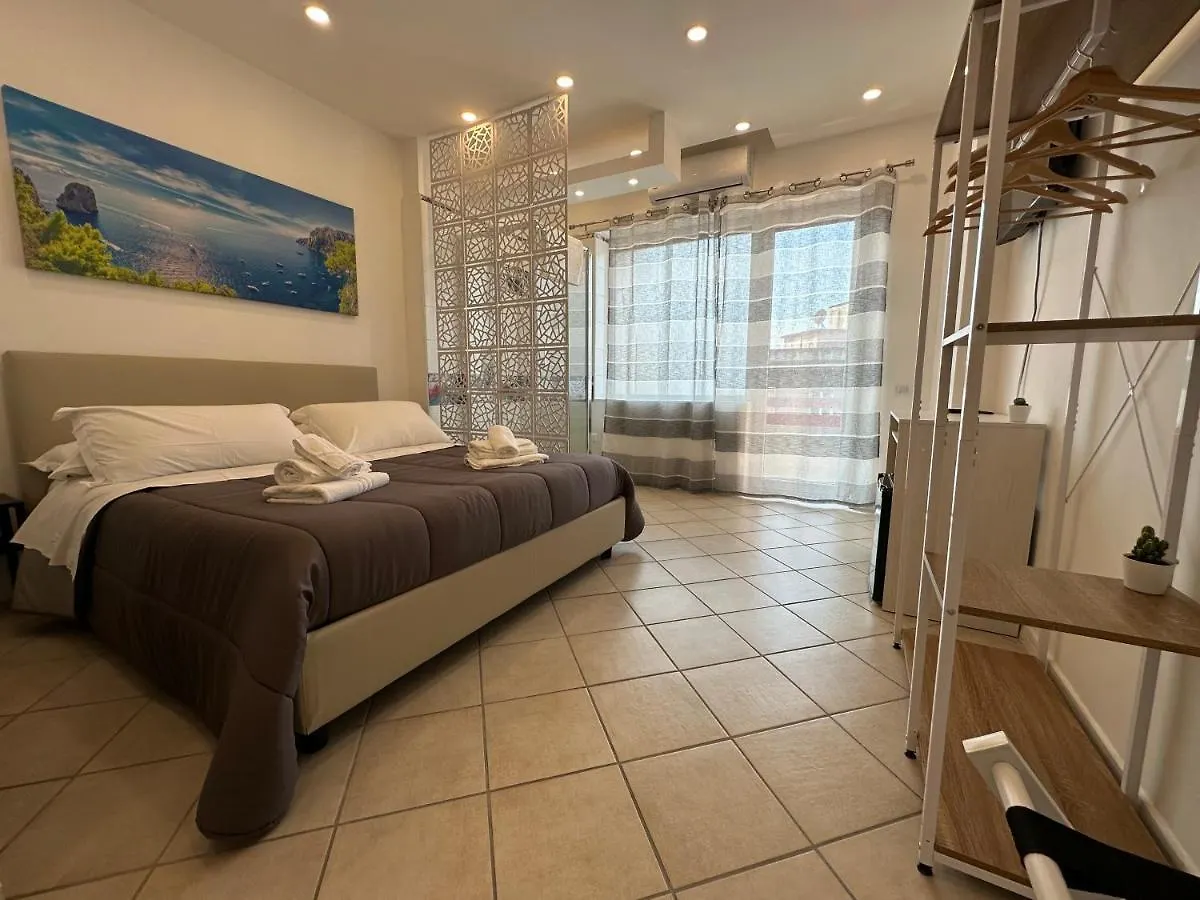 B&B Off Rooms And Relax Neapol 0*,
